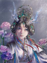 1girl absurdres beads black_hair blue_eyes blue_eyeshadow blue_horns bud chinese_clothes chinese_commentary closed_mouth clouded_loong_(infinity_nikki) commentary_request dragon_horns earrings eyelashes eyeshadow flower flower_request forehead_jewel gem green_flower green_gem grey_background grey_robe hair_beads hair_bun hair_flower hair_ornament hair_over_shoulder half_updo hanfu happy highres horns infinity_nikki jewelry light_particles light_smile lipstick long_hair long_sleeves looking_at_viewer makeup nikki_(series) nostrils parted_bangs pink_flower pink_lips purple_flower robe see-through_horns single_hair_bun solo upper_body white_hanfu wind zhiqiqiu 