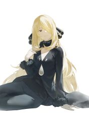  1girl black_coat black_pants black_shirt blonde_hair breasts closed_mouth coat commentary_request cynthia_(pokemon) fagi_(kakikaki) fur-trimmed_coat fur-trimmed_sleeves fur_collar fur_trim grey_eyes hair_ornament hair_over_one_eye highres long_hair long_sleeves looking_at_viewer pants pokemon pokemon_diamond/pearl/platinum shirt simple_background small_breasts smile solo very_long_hair 