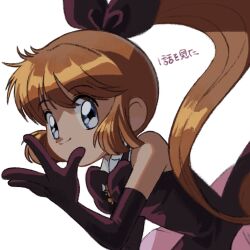  1990s_(style) 1girl bare_shoulders black_gloves blue_eyes bow brown_hair closed_mouth dress elbow_gloves gloves hair_ribbon highres kaitou_saint_tail long_hair looking_at_viewer orange_hair ponytail purple_gloves retro_artstyle ribbon sidelocks simple_background sleeveless sleeveless_dress smile solo upper_body white_background z1vfcd2 