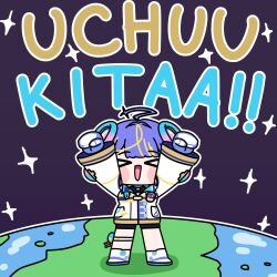  >_< 1girl absurdres ahoge arkonion blonde_hair chibi commentary earth_(planet) english_text gloves highres hololive jacket kamen_rider kamen_rider_fourze_(series) open_mouth parody planet purple_hair short_hair smile solo sorashina_sopia virtual_youtuber 