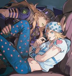  2boys arm_warmers beanie blonde_hair blue_arm_warmers blue_eyes blue_lips blue_nails blue_pants brown_hat car car_interior cowboy_hat fingerless_gloves gloves goggles goggles_on_headwear green_eyes green_lips green_nails gyro_zeppeli hat heart highres holding_another's_leg hood hood_down hoodie horseshoe_hat_ornament horseshoe_ornament johnny_joestar jojo_no_kimyou_na_bouken lipstick long_hair looking_at_another makeup male_focus medium_hair midriff motor_vehicle multiple_boys nail_polish pants purple_gloves purple_shirt shirt sitting star_(symbol) steel_ball_run white_hoodie xing_wei_(likin000) 