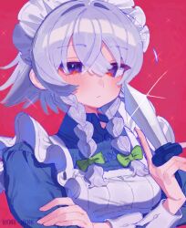  1girl apron blue_shirt blush bow braid buttons closed_mouth collared_shirt commentary dagger green_bow grey_hair hair_between_eyes hair_bow hair_intakes highres holding holding_dagger holding_knife holding_weapon izayoi_sakuya knife long_sleeves maid maid_apron maid_headdress red_background red_eyes shirt short_hair_with_long_locks solo touhou tukinouratokayu twin_braids upper_body weapon white_apron 