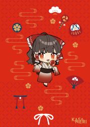  1girl absurdres alternate_costume bow brown_eyes brown_hair brown_sash candy_apple chibi chibi_only commentary_request daruma_doll food frilled_bow frilled_hair_tubes frills hair_bow hair_tubes hakurei_reimu highres holding holding_candy_apple holding_food japanese_clothes kimono long_hair long_sleeves looking_at_viewer obi red_background red_bow red_kimono sash solo tamagogayu1998 tongue tongue_out torii touhou wide_sleeves 