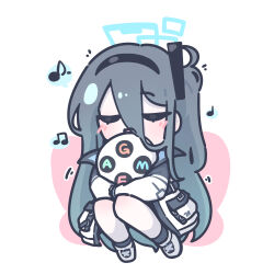  1girl absurdres aris_(blue_archive) black_hairband black_socks blue_archive blue_halo blush closed_eyes commentary grey_hair hair_between_eyes hairband halo highres hugging_object iisa111111 jacket long_hair musical_note one_side_up open_clothes open_jacket open_mouth pillow pillow_hug shoes socks solo spoken_musical_note untranslatable_commentary very_long_hair white_jacket white_shoes 