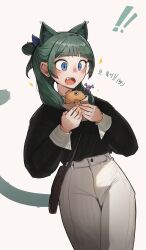  ! !! absurdres animal_ears bag black_shirt blue_eyes blunt_bangs cat_ears cat_tail commentary cowboy_shot ear_piercing extra_ears fang fish food green_hair hair_over_shoulder high-waist_pants highres holding holding_food jeehyung_seo kemonomimi_mode korean_text kusuriya_no_hitorigoto looking_at_food maomao_(kusuriya_no_hitorigoto) medium_hair open_mouth pants piercing puffer_fish saliva shirt shirt_tucked_in shoulder_bag sidelocks skull_and_crossbones sleeve_cuffs tail taiyaki teeth upper_teeth_only wagashi white_background white_pants 