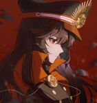  1girl bangs black_hair cape chinese_commentary closed_mouth commentary_request expressionless family_crest fate/grand_order fate/type_redline fate_(series) hair_between_eyes hat highres jacket koha-ace light_particles long_hair looking_away military_hat oda_nobunaga_(fate) oda_nobunaga_(koha-ace) oda_uri peaked_cap red_cape red_eyes shulanbiande solo upper_body very_long_hair 