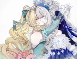  2girls aqua_bow aqua_shirt aqua_sleeves blue_eyes blue_ribbon bow braid character_request chinese_commentary closed_eyes commentary_request couple detached_sleeves drill_hair from_side genshin_impact grey_hair hair_bow hair_ribbon half_up_braid highres iyky kiss long_hair multiple_girls pointy_ears profile ribbon shirt simple_background strapless strapless_shirt tiara very_long_hair white_background yuri 
