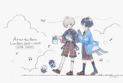  2boys after_the_rain artist_name back_bow barcode barcode_tattoo beamed_sixteenth_notes black_socks blue_capelet blue_cardigan blue_eyes blue_hair book bow brown_shoes bucket capelet cardigan cheek_tattoo chibi cloud_print collared_capelet commentary_request copyright_name eighth_note full_body gomas grey_shorts holding holding_book holding_bucket indie_utaite kneehighs leg_up legwear_garter loafers long_sleeves looking_at_viewer mafumafu mafuteru male_focus multiple_boys musical_note open_cardigan open_clothes paper_airplane plaid_clothes plaid_shorts pointing profile red_eyes shirt shoes short_hair shorts single_legwear_garter single_loose_sock socks soraru suspenders_hanging swept_bangs tattoo two-sided_capelet two-sided_fabric utaite walking white_background white_hair white_shirt white_socks 