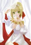  blonde_hair cape fate/grand_order fate_(series) fishy_721 gold green_eyes highres jewelry looking_at_viewer nero_claudius_(fate) nero_claudius_(fate/extra) ribbon roman_clothes smile solo 