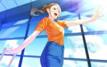  1girl :d absurdres blue_pants blurry blurry_background brown_hair cowboy_shot hair_ornament hairclip hand_up highres indoors long_hair luggage orange_shirt original outstretched_hand pants ponytail shirt smile solo standing tapiokaesi 