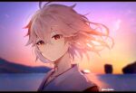  1boy alternate_hairstyle azna bangs blurry blurry_background blush closed_mouth commentary crossed_bangs genshin_impact grey_hair hair_between_eyes hair_down highres japanese_clothes kaedehara_kazuha letterboxed looking_at_viewer male_focus multicolored_hair outdoors red_eyes redhead solo streaked_hair sunset symbol-only_commentary twitter_username 