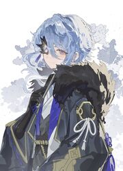  1boy alternate_costume bangs black_mask blue_eyes blue_hair blush folded_fan folding_fan fur_trim genshin_impact hand_fan highres holding holding_fan japanese_clothes kamisato_ayato looking_at_viewer male_focus mask mask_over_one_eye mole mole_under_mouth persimmon_(lsxh3) ribbon-trimmed_sleeves ribbon_trim simple_background solo upper_body wide_sleeves 