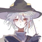 1boy bishounen earrings grey_hair hat jewelry looking_at_viewer male_focus mischief_witch short_hair sky:_children_of_the_light solo white_hair witch_hat xieba73414 
