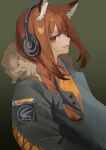  1girl absurdres animal_ears arknights braid brown_eyes brown_hair commentary fur-trimmed_jacket fur_trim green_background grey_jacket headphones highres implied_extra_ears jacket jewelry kjerag_logo long_hair long_sleeves looking_at_viewer necklace one-hour_drawing_challenge orange_shirt parted_lips pearl_necklace ratatos_browntail_(arknights) reiya_(aisunokappu) shirt solo squirrel_ears squirrel_girl upper_body 