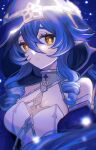 1girl bangs bare_shoulders blue_background blue_hair blue_hood blurry breasts bright_pupils detached_sleeves genshin_impact hair_between_eyes highres jewelry layla_(genshin_impact) looking_at_viewer medium_breasts mokota neck_ring parted_lips ringlets shirt sidelocks sleeveless solo sparkle upper_body white_pupils white_shirt yellow_eyes
