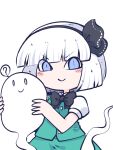  1girl ? black_hairband black_ribbon blue_eyes blush_stickers buttons closed_mouth collared_shirt fried_rice0614 green_skirt green_vest hair_ribbon hairband highres hitodama holding konpaku_youmu konpaku_youmu_(ghost) one-hour_drawing_challenge puffy_short_sleeves puffy_sleeves ribbon shirt short_hair short_sleeves simple_background skirt smile solo spoken_question_mark touhou upper_body vest white_background white_hair white_shirt 