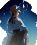  1girl airrs bangs blue_eyes brown_hair brown_headwear brown_skirt fors_wall from_behind highres long_hair looking_to_the_side lord_of_the_mysteries night night_sky ribbon shawl shirt skirt sky solo star_(sky) starry_sky white_shirt 