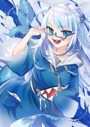  1girl :d adjusting_eyewear bangs bespectacled blue_eyes blue_hair blue_hoodie blue_nails blunt_bangs fingernails fish_tail gawr_gura glasses grey_hair hair_ornament highres hololive hololive_english hood hood_down hoodie long_hair long_sleeves looking_at_viewer multicolored_hair nail_polish open_mouth semi-rimless_eyewear shark_girl shark_hair_ornament shark_tail sharp_teeth sleeves_past_fingers sleeves_past_wrists smile solo streaked_hair tail teardrop-framed_glasses teeth two_side_up uohara_shinji virtual_youtuber wide_sleeves 