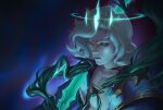 1boy bangs black_sclera closed_mouth collarbone colored_sclera commentary_request crown glowing glowing_weapon gradient gradient_background green_eyes green_jacket grey_hair highres jacket league_of_legends long_hair male_focus medium_hair pale_skin qinhuaiyu_(sihouette) solo upper_body viego_(league_of_legends) weapon