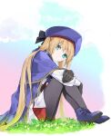  1girl artoria_caster_(fate) artoria_caster_(second_ascension)_(fate) artoria_pendragon_(fate) beret black_bow black_gloves black_pantyhose blonde_hair blue_cloak blue_footwear blue_headwear boots bow cloak closed_mouth clouds cloudy_sky fate/grand_order fate_(series) flower gloves gradient gradient_background grass green_eyes hair_between_eyes hair_bow hat highres kino_kokko long_hair long_sleeves looking_at_viewer on_grass pantyhose purple_bow shirt sitting skirt sky twintails white_flower white_shirt 