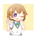 1girl bangs blush chibi cosplay crown g_teall highres konoe_kanata looking_at_viewer love_live! love_live!_nijigasaki_high_school_idol_club nakasu_kasumi nakasu_kasumi_(cosplay) nijigasaki_academy_school_uniform one_eye_closed orange_hair school_uniform short_hair solo star_(symbol) tongue tongue_out upper_body violet_eyes yellow_background