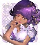  1girl bangs commentary_request dark-skinned_female dark_skin earrings eyeshadow hand_up jewelry lipstick long_hair makeup one_eye_closed pink_lips pokemon pokemon_(game) pokemon_sv purple_hair shirt short_sleeves solo sparkle tulip_(pokemon) upper_body watermark yamanashi_taiki 