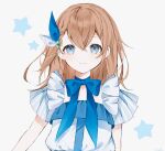  1girl arms_at_sides bangs blouse blue_bow blue_choker blue_ribbon blue_theme bow braid brown_hair choker closed_mouth clover clover_hair_ornament commentary_request diagonal-striped_bow diagonal_stripes dot_nose flat_chest grey_background grey_eyes hair_between_eyes hair_bow hair_ornament hanasato_minori highres layered_sleeves limited_palette looking_at_viewer medium_hair muted_color nirako_mona project_sekai ribbon ribbon_choker shirt short_sleeves simple_background smile solo star_(symbol) starry_background striped striped_bow striped_sleeves two-tone_bow upper_body vertical-striped_sleeves vertical_stripes white_shirt wide_sleeves 