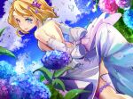  1girl arched_back asymmetrical_legwear backless_outfit bangs bare_back bare_shoulders blonde_hair blue_eyes blue_sky bow breasts clouds dress dress_bow dutch_angle flat_chest flower highres hydrangea inuyama_(1109) kagamine_rin looking_back narrow_waist shoulder_blades single_thighhigh sky small_breasts solo swept_bangs thigh-highs turning_head vocaloid water_drop white_dress white_thighhighs 
