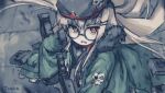  1girl arigatoner beret black_headwear blonde_hair commentary_request from_above fur-trimmed_jacket fur_trim girls_frontline glasses green_jacket gun hair_ornament hairclip hat holding holding_gun holding_weapon jacket long_hair machine_gun open_mouth red_eyes round_eyewear sidelocks solo type_80 type_80_(girls&#039;_frontline) upper_body weapon 