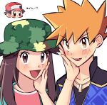  1girl 2boys :d absurdres bangs black_shirt blue_jacket blue_oak blue_oak_(sygna_suit) blush brown_eyes brown_hair chibi chibi_inset commentary_request eyelashes green_headwear green_jacket hat highres jacket jewelry leaf_(pokemon) leaf_(sygna_suit)_(pokemon) long_hair multiple_boys necklace official_alternate_costume open_clothes open_jacket open_mouth orange_hair pink_shirt pokemon pokemon_(game) pokemon_masters_ex red_(pokemon) red_(sygna_suit)_(pokemon) shirt short_hair simple_background smile spiky_hair sweatdrop tongue wanichi white_background 