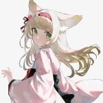  1girl animal_ear_fluff animal_ears arknights black_hakama blonde_hair commentary_request fox_ears from_side green_eyes grey_background hakama hakama_skirt highres japanese_clothes kimono long_hair long_sleeves looking_at_viewer looking_back meiqie parted_lips pink_kimono simple_background skirt sleeves_past_wrists solo suzuran_(arknights) suzuran_(yukibare)_(arknights) wide_sleeves 