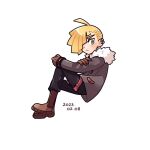  1boy ahoge alternate_costume black_pants blonde_hair blush boots brown_footwear brown_gloves closed_mouth commentary_request daifuku_(pokefuka_art) dated ear_piercing from_side gladion_(pokemon) gloves green_eyes hair_over_one_eye jacket long_sleeves looking_to_the_side male_focus pants piercing pokemon pokemon_(game) pokemon_sm short_hair simple_background sitting white_background 