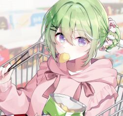  1girl artist_request bag_of_chips chips_(food) chopsticks commentary_request double-parted_bangs food food_in_mouth frilled_hoodie frills green_hair hair_between_eyes hair_bun hair_ornament hair_scrunchie hairclip highres holding holding_chopsticks hood hoodie korean_commentary long_bangs long_sleeves looking_at_viewer pink_hoodie pink_scrunchie potato_chips scrunchie second-party_source single_hair_bun solo stellive upper_body virtual_youtuber x_hair_ornament yuzuha_riko 