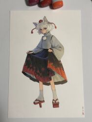  1girl animal_ears art_tools_in_frame commentary_request full_body geta hat highres inubashiri_momiji marker_(medium) pom_pom_(clothes) print_skirt red_eyes red_hat shiratama_(hockey) shirt short_hair signature simple_background skirt skirt_hold socks solo tabi tengu-geta tokin_hat touhou traditional_media white_background white_hair white_shirt white_socks wolf_ears wolf_girl 