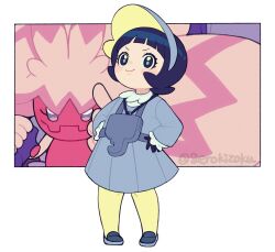  1girl absurdres black_eyes black_gloves black_hair child closed_mouth commentary_request dress eyelashes gerokizoku gloves hands_on_own_hips highres long_sleeves looking_at_viewer pantyhose pokemon pokemon_(creature) pokemon_sv poppy_(pokemon) short_hair smile standing tinkaton twitter_username yellow_pantyhose 