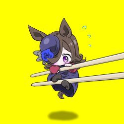  1girl animal_ears blue_flower blue_rose blush brown_hair chopsticks commentary_request dress flipped_hair flower flying_sweatdrops hat hat_flower highres horse_ears horse_girl horse_tail one_eye_covered poorrtte purple_dress rice_shower_(rosy_dreams)_(umamusume) rice_shower_(umamusume) rose solo tail tilted_headwear umamusume violet_eyes yellow_background 