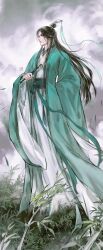  1boy absurdres arm_behind_back black_hair chinese_clothes clouds cloudy_sky commentary_request curtained_hair day falling_leaves floating_hair folded_fan folding_fan full_body furisode_sleeves green_eyes green_robe green_sash half_updo hand_fan hanfu highres holding holding_fan leaf light_particles long_hair long_sleeves looking_to_the_side male_focus on_grass outdoors parted_bangs parted_lips renzha_fanpai_zijiu_xitong ribboned_xiao_guan robe sash shen_qingqiu sky solo standing very_long_hair white_hanfu wide_sleeves yunchuan_1013 