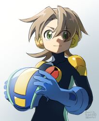  1boy blue_bodysuit blue_helmet bodysuit brown_hair gradient_background green_eyes grey_background helmet highres holding holding_unworn_helmet hub_hikari_(mega_man) mega_man_(series) mega_man_battle_network_(series) megaman.exe netnavi petittlt short_hair simple_background solo unworn_headwear unworn_helmet 