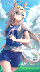  1girl ahoge aircraft airplane animal_ears blue_eyes blue_shorts blush closed_mouth clouds cloudy_sky commentary_request contrail cowboy_shot diamond_hairband ear_ornament falling_leaves floating_hair from_below grass grey_hair hair_between_eyes highres horse_ears horse_girl horse_tail leaf light_smile long_hair looking_ahead murousaisei123 oguri_cap_(umamusume) outdoors running running_track shirt short_sleeves shorts sidelocks sky solo sportswear t-shirt tail tareme umamusume very_long_hair white_shirt wind 