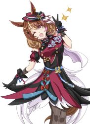  1girl absurdres animal_ears black_gloves boater_hat breasts brown_eyes brown_hair brown_pantyhose commentary_request dress gloves hair_between_eyes hair_ornament hairclip hat highres horse_ears horse_girl horse_tail looking_at_viewer medium_breasts medium_hair north_flight_(looking_fly!)_(umamusume) north_flight_(umamusume) one_eye_closed open_mouth pantyhose pink_streaks simple_background sleeveless smile solo sparkle tail tilted_headwear umamusume v white_background xiaofeng 