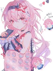  2girls bag bag_charm bare_shoulders black_hairband cellphone character_charm charm_(object) chibi chibi_inset commentary_request detached_sleeves dual_persona evernight_(alternate_spacetime)_(honkai:_star_rail) evernight_(honkai:_star_rail) flower_hairband hair_between_eyes hairband hands_up heart highres holding holding_phone honkai:_star_rail honkai_(series) long_hair looking_at_viewer march_7th_(honkai:_star_rail) march_7th_(preservation)_(honkai:_star_rail) multiple_girls nail_polish nonoko_(nocnnc_0228) parted_lips phone pink_bag pink_hair red_eyes red_nails shoulder_bag simple_background smartphone solo_focus translation_request upper_body very_long_hair white_background 