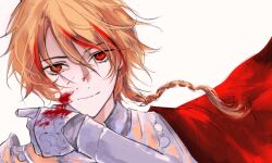  1boy ahoge armor blonde_hair blood blood_on_armor blood_on_face braid braided_ponytail cape chinese_commentary commentary_request fate/strange_fake fate_(series) guihuaxianligeng highres looking_at_viewer male_focus multicolored_hair red_eyes red_streaks richard_i_(fate) simple_background single_braid smile solo upper_body white_background wiping_face 