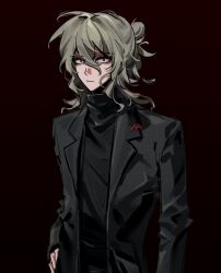  1boy ai_the_somnium_files black_eyes black_sweater blonde_hair commentary_request highres lapels long_sleeves looking_at_viewer medium_hair notched_lapels red_background sejima_saito shitamamiaoan sidelocks simple_background solo sweater wide-eyed 
