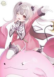 absurdres anise_tatlin anise_tatlin_(cosplay) arm_up bare_shoulders breasts commentary_request cosplay demon_horns demon_tail dress gloves gradient_hair grey_hair highres horns indie_virtual_youtuber kanikama_(suou_patra) large_breasts long_hair multicolored_hair one_eye_closed open_mouth orange_eyes outstretched_arm pink_dress pink_hair pointy_ears sidelocks simple_background suou_patra tabard tail tales_of_(series) tales_of_the_abyss thigh-highs torimarururu twintails virtual_youtuber white_tabard 