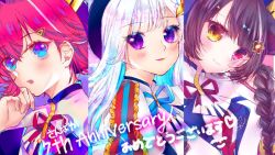  3girls :3 ange_katrina anniversary blue_eyes blue_hair blue_hat blue_ribbon blush braid brown_hair closed_mouth colored_inner_hair column_lineup commentary_request eyelashes flower gradient_eyes hair_flower hair_ornament hand_to_own_mouth hand_up hat heterochromia inui_toko lize_helesta long_hair looking_at_viewer multicolored_eyes multicolored_hair multiple_girls neck_ribbon nijisanji open_mouth parted_lips red_eyes red_hair red_ribbon ribbon sanbaka_(nijisanji) sanbaka_anniversary_outfit short_hair smile streaked_hair translation_request triangle_hair_ornament two-tone_hair violet_eyes virtual_youtuber white_hair yellow_eyes yuto_(mauve_chio244) 