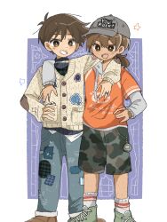  2boys :d \||/ antenna_hair arm_around_neck backwards_hat baseball_cap black_sweater blue_pants border bright_pupils brothers brown_eyes brown_hair buttons camouflage camouflage_shorts cardigan character_sticker clothes_writing commentary_request dark-skinned_male dark_skin denim double-parted_bangs double_\||/ drawstring english_text feet_out_of_frame green_shoes grey_hat grey_hoodie grey_shorts grin hair_behind_ear hair_between_eyes hand_on_own_hip hat hector_(omori) hero_(birthday)_(omori) hero_(faraway)_(omori) hero_(omori) highres hood hood_down hoodie jeans jewelry kel_(birthday)_(omori) kel_(faraway)_(omori) kel_(omori) kneehighs layered_sleeves long_sleeves looking_at_viewer low_ponytail male_focus multiple_boys official_alternate_costume okameeomo omori open_mouth orange_shirt outside_border pants photo_(object) ponytail puffy_long_sleeves puffy_sleeves purple_background ring shirt shoes short_hair short_over_long_sleeves short_ponytail short_sleeves shorts siblings simple_background smile socks something_(omori) sparse_leg_hair standing star_(symbol) sticker sweater tareme teeth tongue turtleneck turtleneck_sweater upper_teeth_only very_short_hair white_border white_pupils white_socks yellow_cardigan 