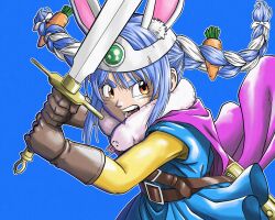  1girl animal_ears blue_background blue_hair blue_tunic braid brown_eyes cape carrot_hair_ornament circlet commentary cosplay don-chan_(usada_pekora) dragon_quest dragon_quest_iii food-themed_hair_ornament hair_ornament highres holding holding_sword holding_weapon hololive lee_(dragon_garou) multicolored_hair open_mouth orange_eyes parody purple_cape rabbit_ears rabbit_girl roto_(dq3) roto_(dq3)_(cosplay) sheath solo style_parody sword thick_eyebrows toriyama_akira_(style) tunic twin_braids two-tone_hair upper_body usada_pekora v-shaped_eyebrows virtual_youtuber weapon white_hair 