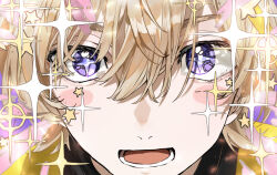  1boy aegyo_sal blonde_hair blush_stickers close-up double-parted_bangs fura_kanato hair_between_eyes looking_at_viewer lower_teeth_only male_focus matsuhago medium_hair nijisanji nostrils open_mouth purple_background solo sparkle sparkling_eyes star_(symbol) teeth tongue violet_eyes 