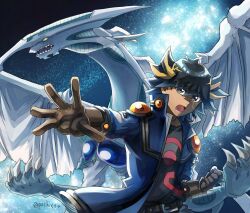 1boy absurdres black_hair black_shirt blonde_hair blue_jacket brown_gloves cowboy_shot dragon duel_monster fudo_yusei gloves highres jacket male_focus multicolored_hair pochi_(furaigonn) shirt stardust_dragon streaked_hair two-tone_hair yu-gi-oh! yu-gi-oh!_5d's 