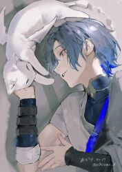  1boy absurdres blue_hair cat highres koyanagi_rou lying male_focus nijisanji on_side otomo_(koyanagi_rou) short_hair smile solo uchuneko_m upper_body virtual_youtuber white_cat winged_cat 